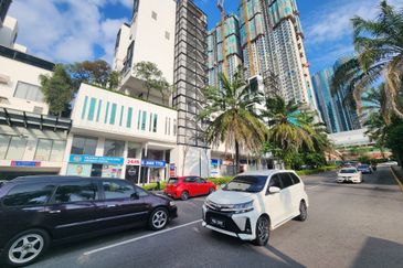 Centrio Pantai Hillpark, Bangsar South, office space facing main road