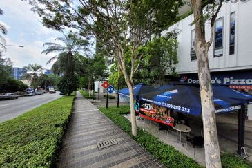 Centrio Pantai Hillpark, Bangsar South, office space facing main road