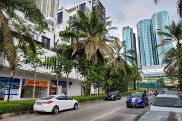 Centrio Pantai Hillpark, Bangsar South, office space facing main road