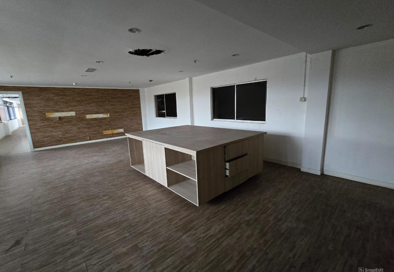 Kawasan Perusahaan Banting, Detached Factory / showroom with 800amp