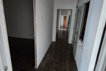 Kawasan Perusahaan Banting, Detached Factory / showroom with 800amp