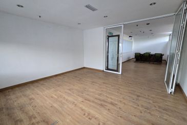 Kawasan Perusahaan Banting, Detached Factory / showroom with 800amp