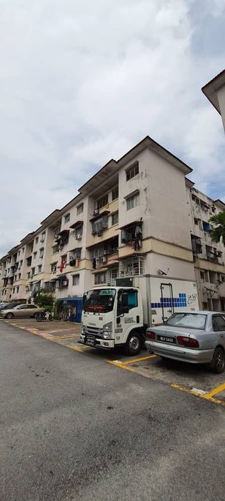 Sri Begonia Bandar Puteri Puchong Puchong For Sale Rm130 000 By Sharifah Zaidah Edgeprop My