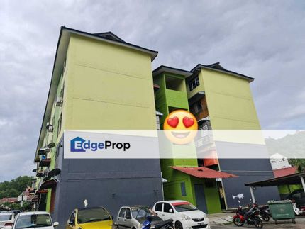 for sales low level julia apartment, selayang, Selangor, Selayang