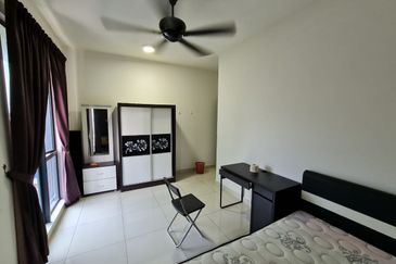 Youvista batu 9 condominium near MRT taman suntex  FULLY FURNISHED