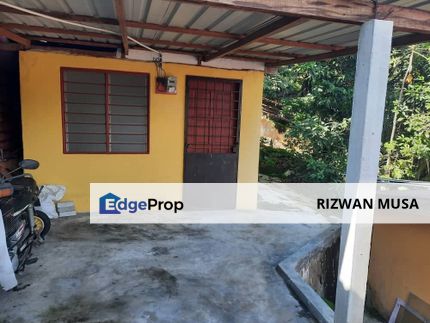 No parking RM850 rumah 1 Tingkat di batu 9 Cheras , Selangor, Cheras
