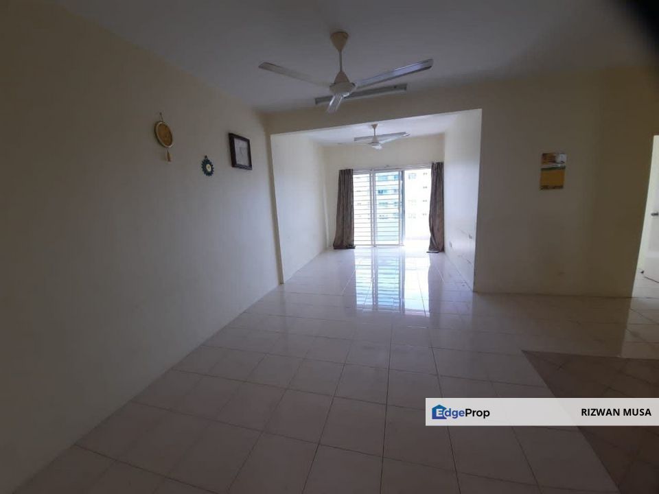 Unipark Bangi De Centrum Unipark Condominium – POOL VIEW , Selangor, Bangi