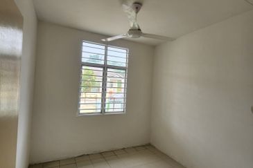 TAMAN DESA INTAN KAPAR BUKIT KERAYONG 