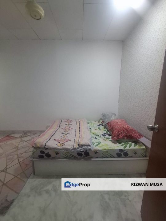 Beautiful 2 Storey Terrace Taman Desa Mewah, Kajang Semenyih  , Selangor, Semenyih