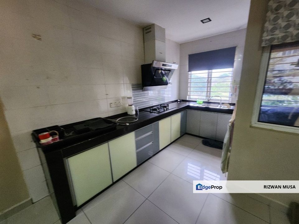Beautiful Townhouse Taman Sabha Impian Kajang Partially furnished, Selangor, Kajang