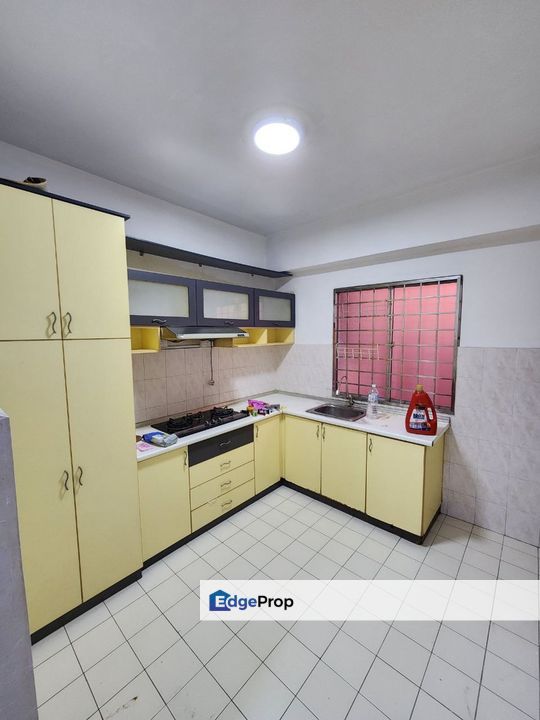 for sales sri ria apartment sg chua kajang, Selangor, Kajang
