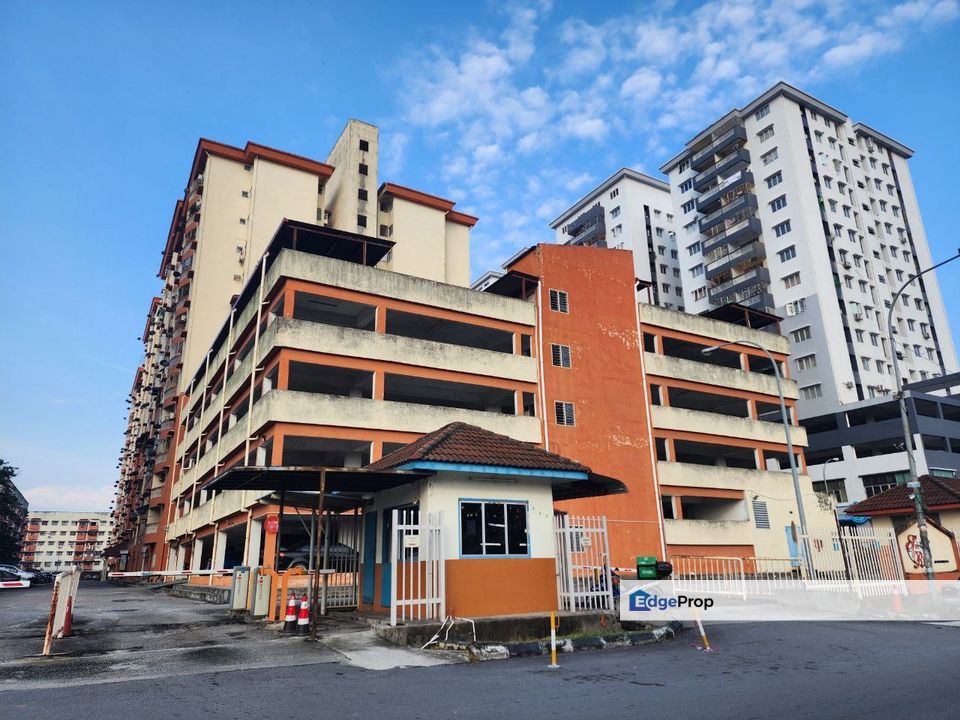 for sales sri ria apartment sg chua kajang, Selangor, Kajang