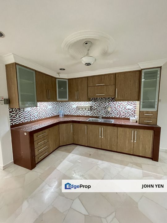 Double Storey, Section 2 Taman Puncak Jalil, Renovated, Selangor, Seri Kembangan