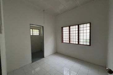 Bandar Pinggiran Subang