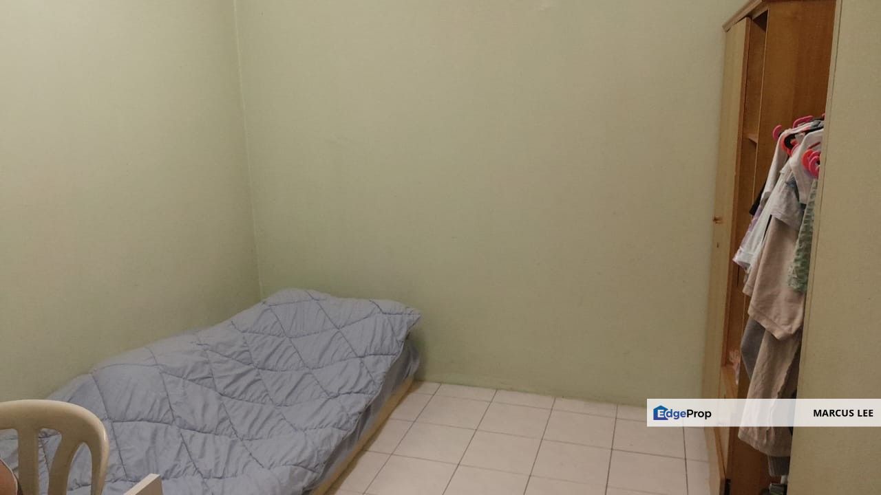 Flat Taman Selayang Makmur For Sale, Selangor, Gombak