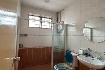 Kota Kemuning Double Storey Terraced House For Sale