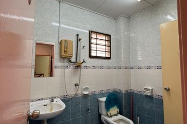 Kota Kemuning Double Storey Terraced House For Sale