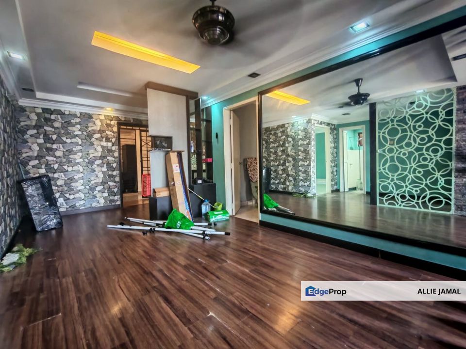 LARGEST UNIT & RENO - Palm Spring Condo - Golden Triangle Best Area, Selangor, Sunway Damansara