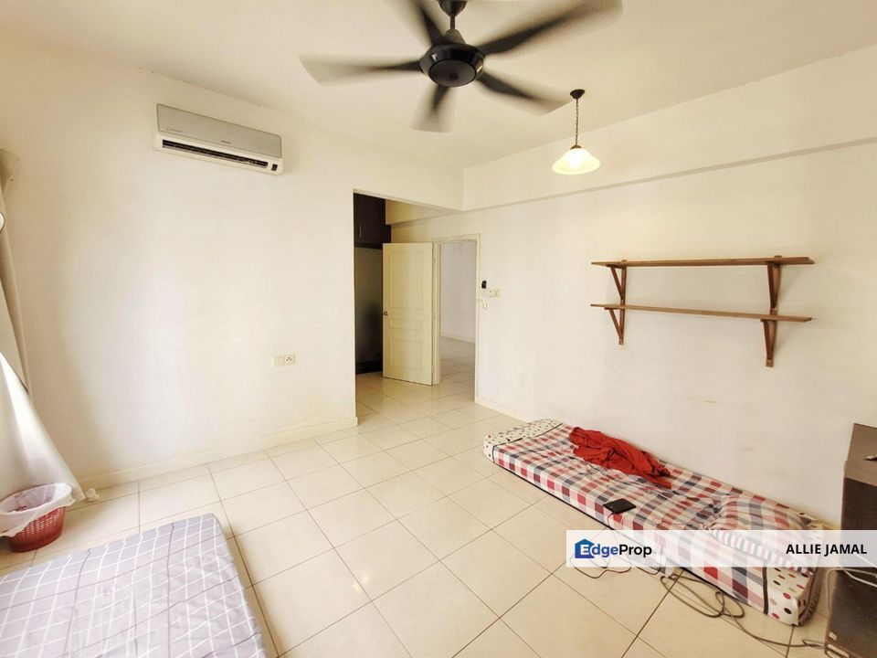 GOOD CONDITION - Casa Kiara 1 Condominium Corner Unit, Kuala Lumpur, Mont Kiara