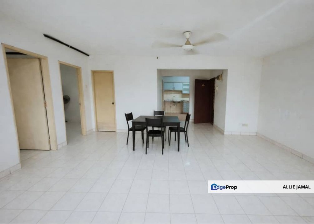 Palm Spring @ Damansara – Spacious living room & kitchen 💖, Selangor, Sunway Damansara