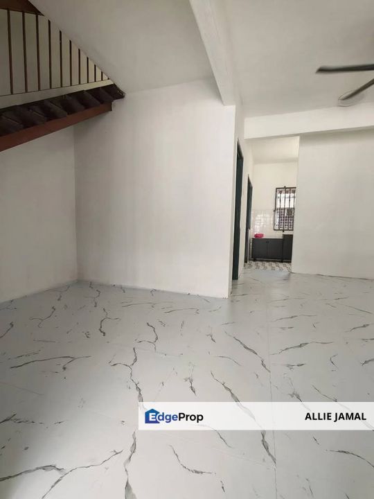  2 STOREY Taman Puchong Perdana Newly Refurbished!, Selangor, Puchong