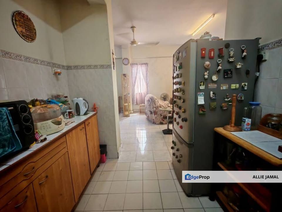 NEAR MRT BEST LOCATION - Pelangi Damansara Condo - Fully Furnished, Selangor, Kota Damansara