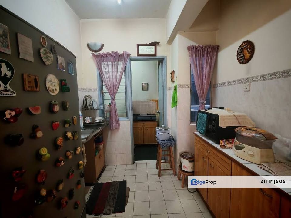 NEAR MRT BEST LOCATION - Pelangi Damansara Condo - Fully Furnished, Selangor, Kota Damansara