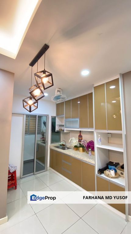 Partly furnished Condo for Rent in Savanna Executives Suites, Southville City, Bangi, Selangor, Bangi