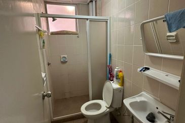 Villa Court @ Goodview Height