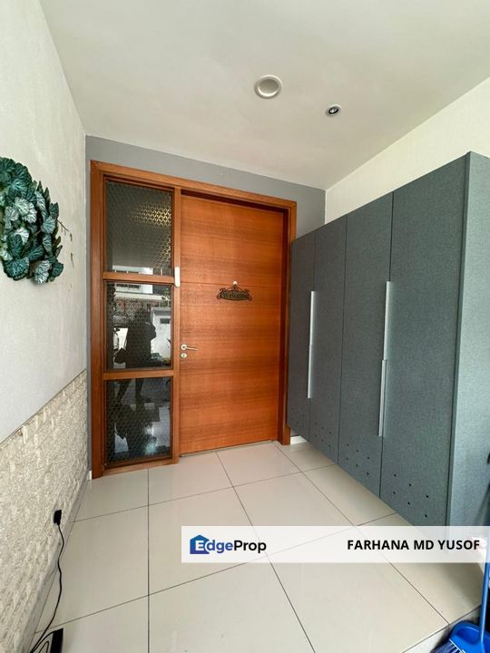 FOR SALE RENOVATED UNIT Below MV Tropicana Heights Kajang , Selangor, Kajang