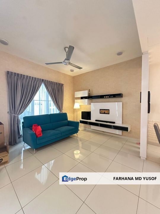 FOR SALE RENOVATED UNIT Below MV Tropicana Heights Kajang , Selangor, Kajang