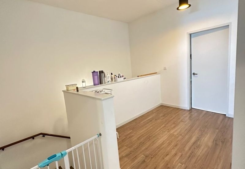 Parkfield Residences, Tropicana Heights