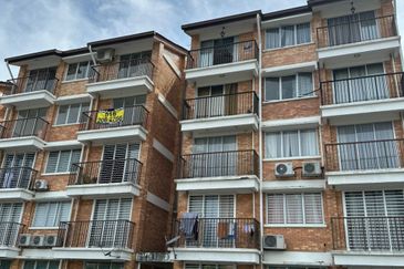 Villa Court @ Goodview Height