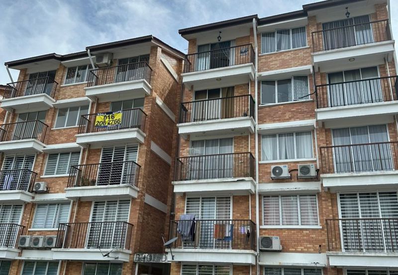 Villa Court @ Goodview Height