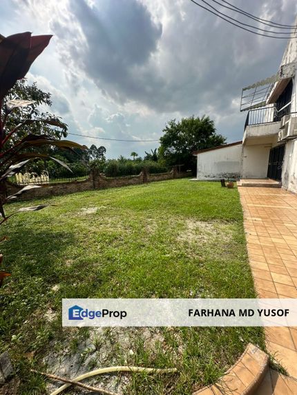 [Extra Land] [Corner Lot] Double Storey for Sale near MRT Kajang, Selangor, Kajang