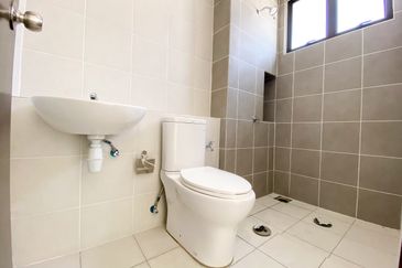 Frossa @ Setia Ecohill 2