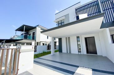 Frossa @ Setia Ecohill 2