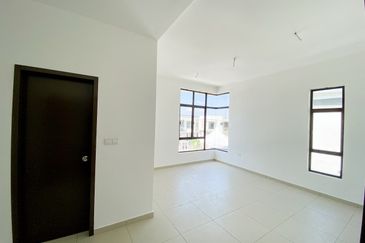 Frossa @ Setia Ecohill 2