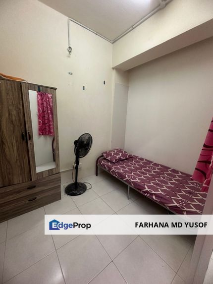 Full Furnished Room for Rent in Hijauan Height , for Muslimah only, Selangor, Kajang