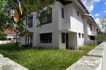 Tari 2 @ Alam Impian