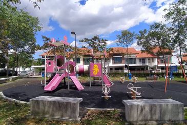 Tari 2 @ Alam Impian