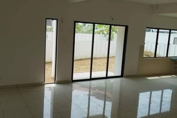 Tari 2 @ Alam Impian