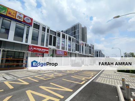 1st Floor Shoplot Facing Main Road Santai Casa Embun, Cybersouth , Selangor, Dengkil