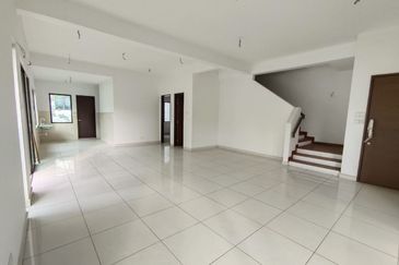 Tari 2 @ Alam Impian