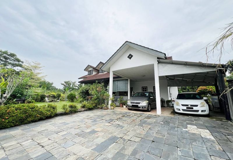 Seksyen 8, Kota Damansara