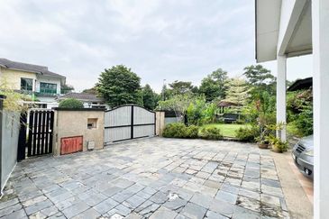 Seksyen 8, Kota Damansara