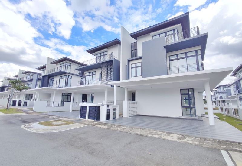 Senna Residence Presint 12