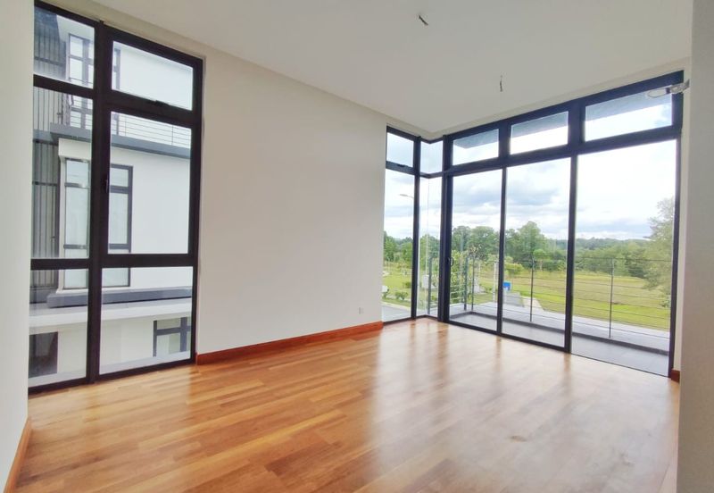 Senna Residence Presint 12