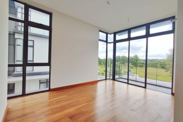 Senna Residence Presint 12