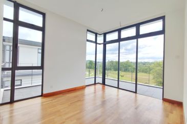 Senna Residence Presint 12